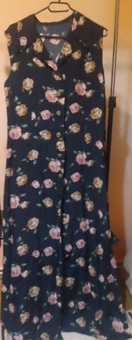 Rochie lungă cu model floral