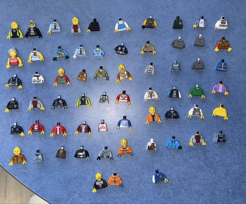 Продам пакет Lego минифигурок (Оригинал)