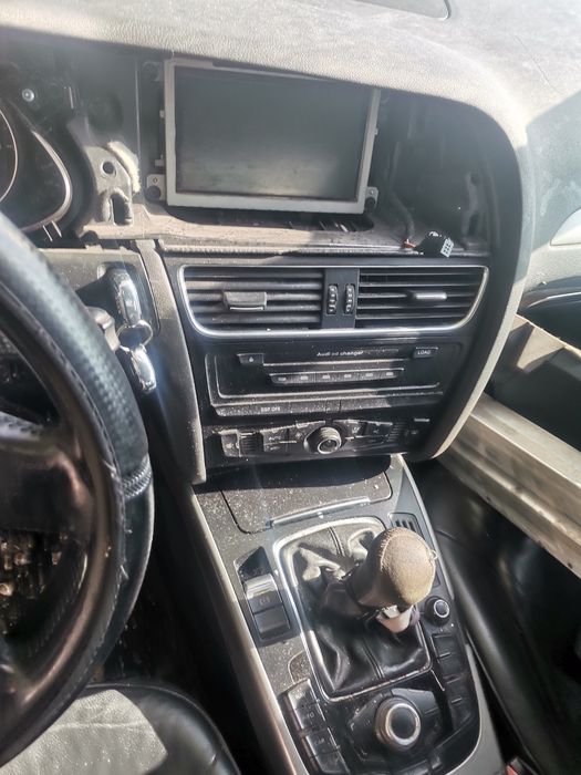 Ауди а4 б8 audi a4 b8 2.0tdi CAG 143кс 105kw за части