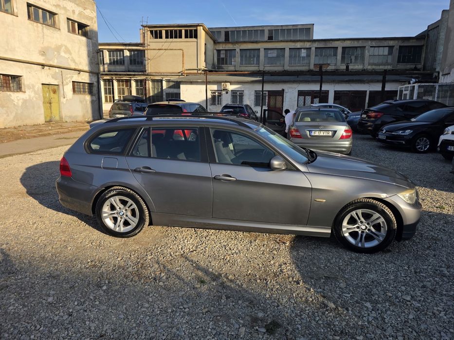BMW Seria 3 2009 — imagine 5