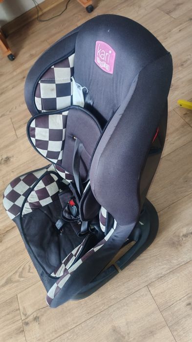 Vand scaun auto pentru copii
