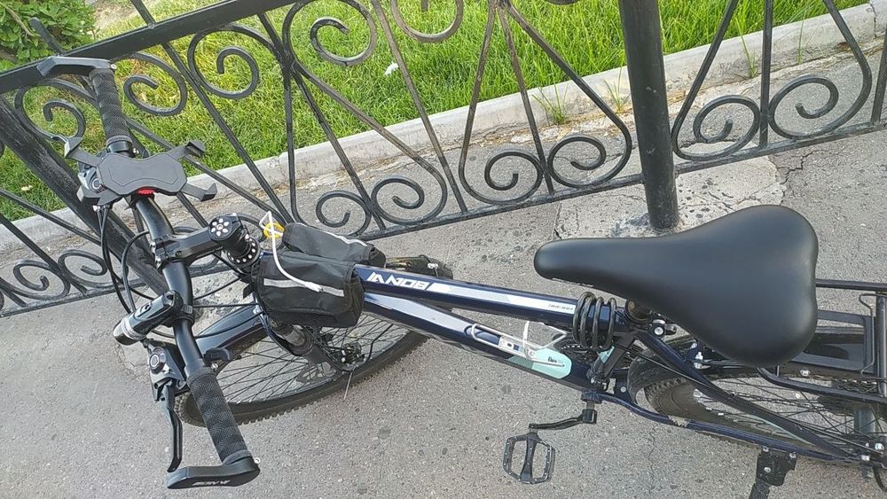 Yangi Velosiped sotiladi srochni