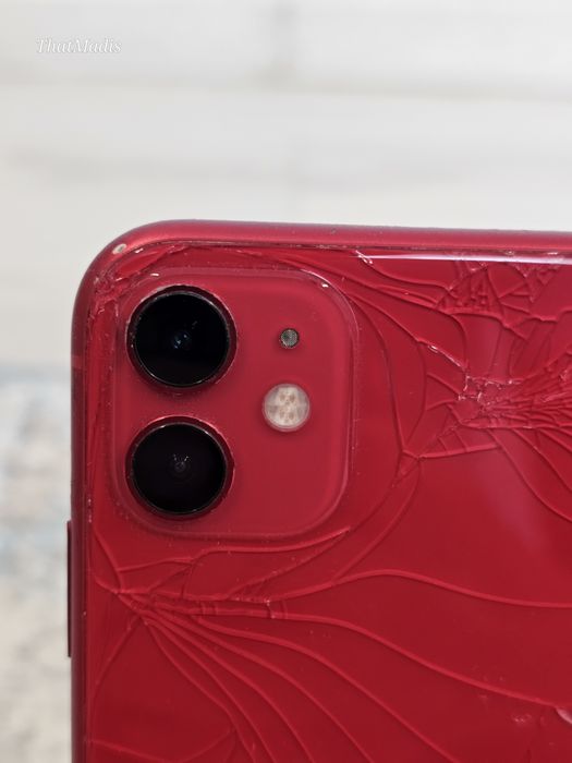 IPhone 11, 64 гигабайт