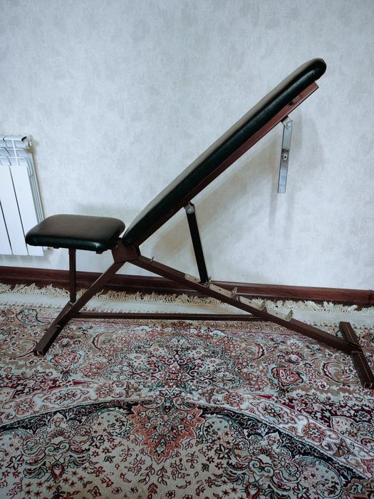 Лежак скамья для спорта