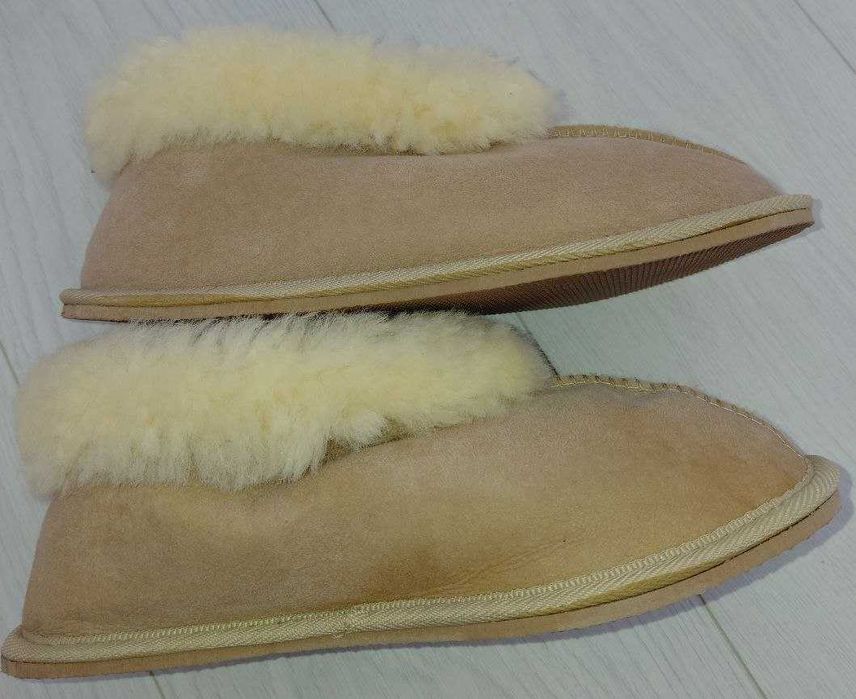 Теплые домашние тапочки