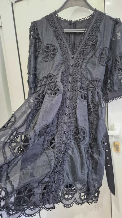 Рокля чисто нова