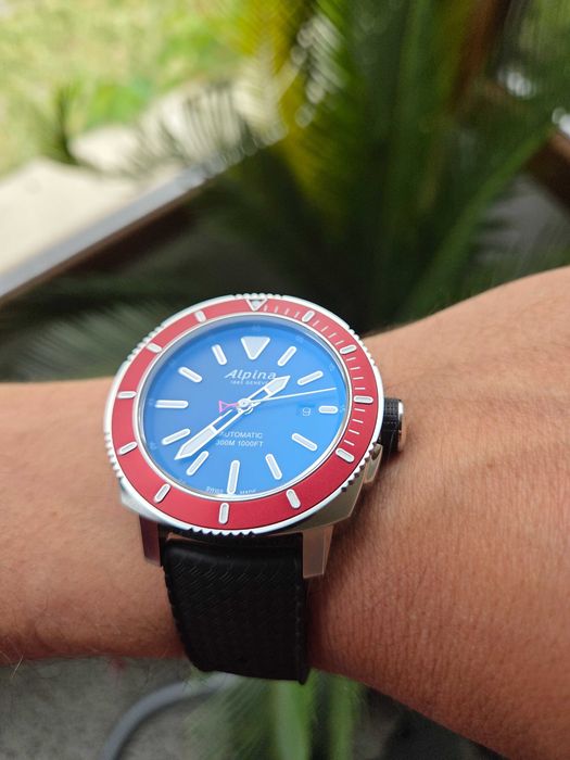 Alpina Seastrong Diver 300