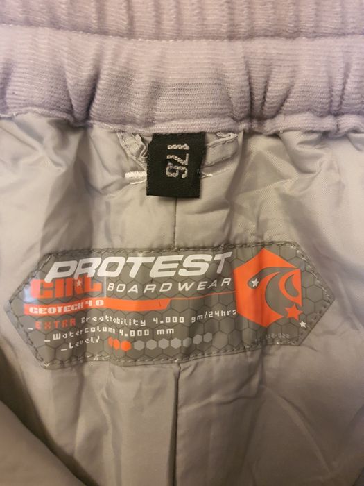 Pantaloni albi zăpadă, ski, snowboard. Pt fete mărime 176