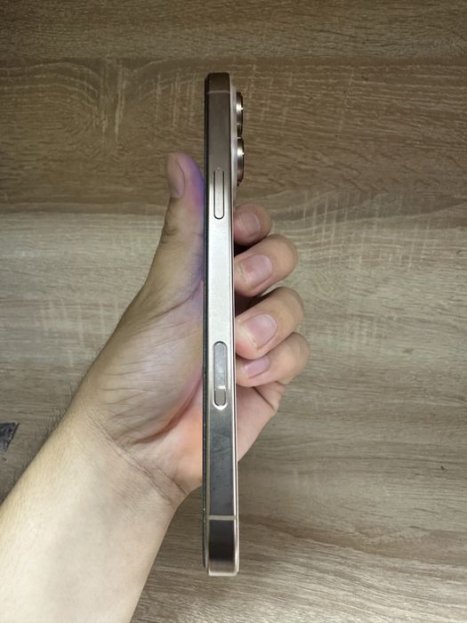 Iphone 16 pro max 256gb емкость 88 идеал