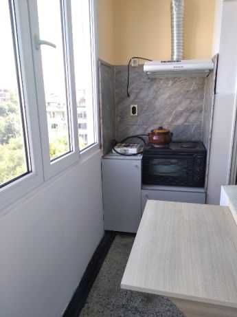 Дава се под наем Двустаен апартамент в Бургас, Братя Миладинови - 65 кв.м за 91.8 € - Снимка #1