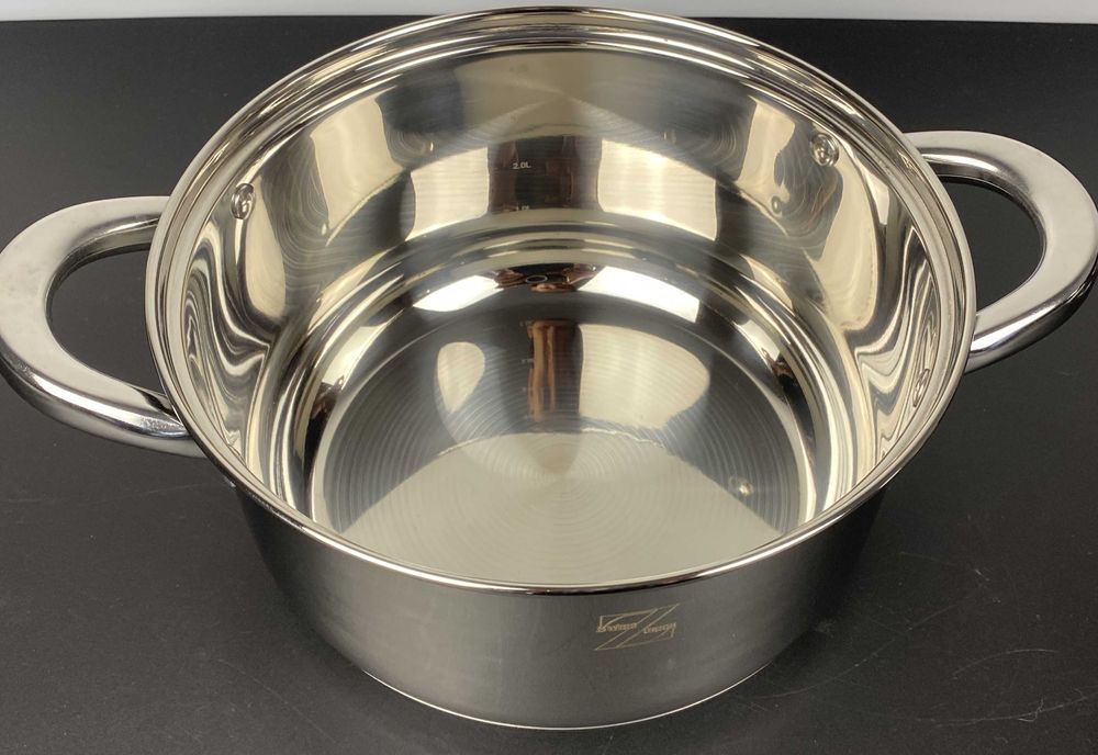 Vas inox 4.6 litri cu capac de sticla pentru gatit practic