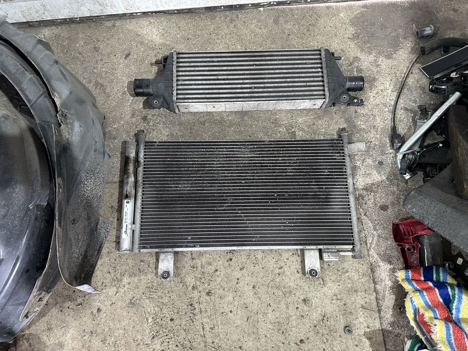 Воден,Климатичен,интеркулер за Фиат Седичи 2.0multijet-135к.с.!