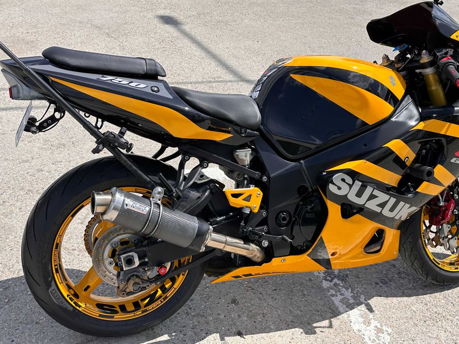 Vand Suzuki GSX-R 750 K2