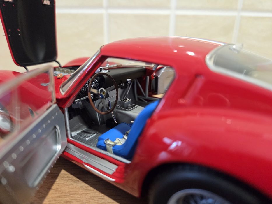 Macheta Ferrari 250 GTO 1:18 Kyosho
