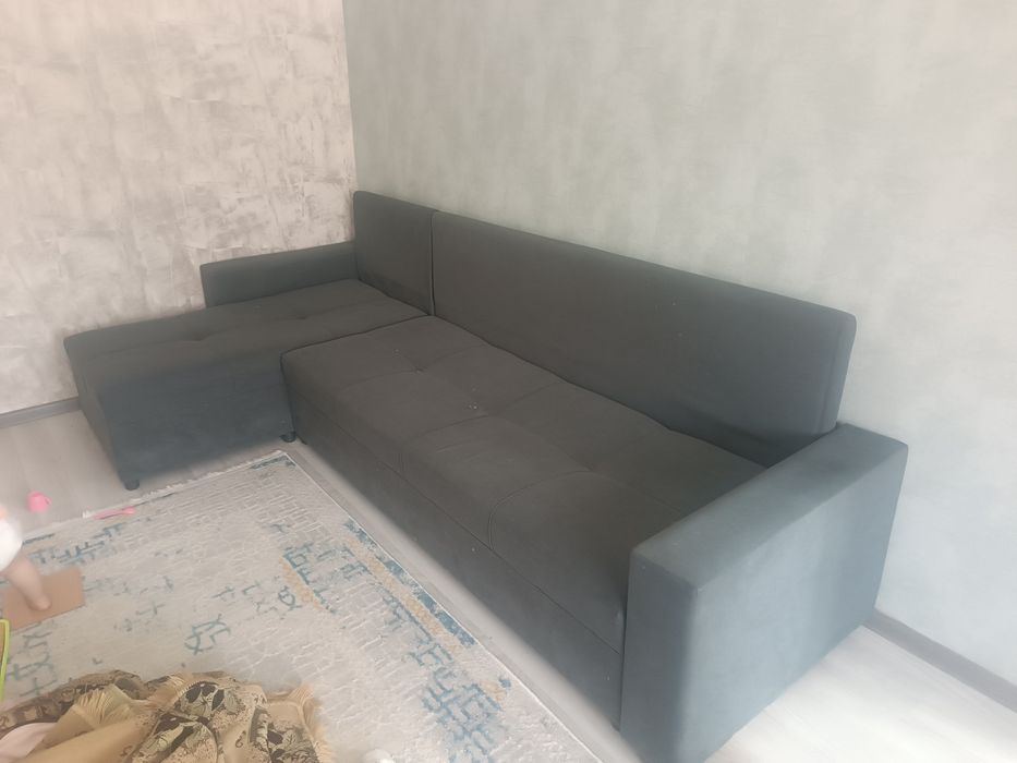 Диван угловой в отличном состоянии