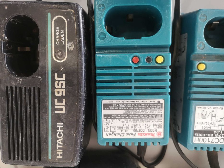 Зарядно / дни за батерии - Bosch , Makita ,Hitachi