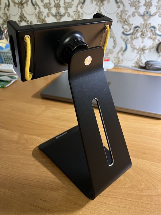 Подставка-держатель для планшета