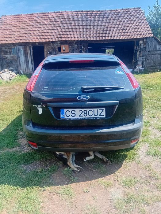 Vând mașină în stare Buna pe mai multe detalii la telefon sau privat