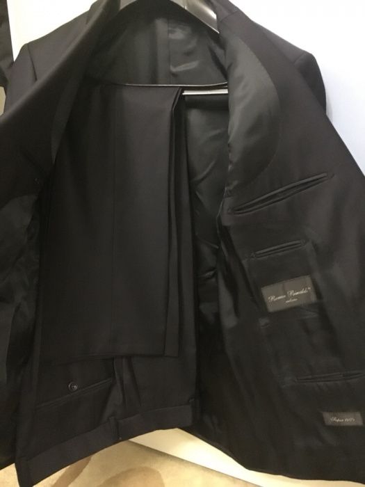 Продам брючной костюм!