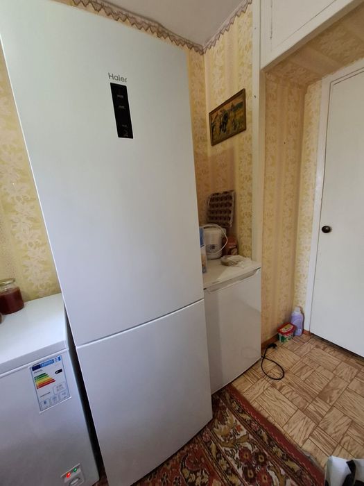 Продам холодильник Haier 120000