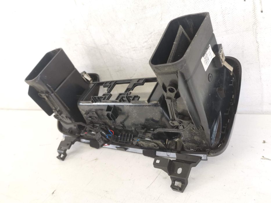 Декоративен Елемент Арматурно Табло Решетка Вентилация Мерцедес-Бенц Г