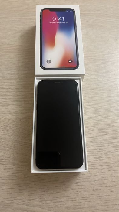 iPhone X 256GB флагман 2017 года