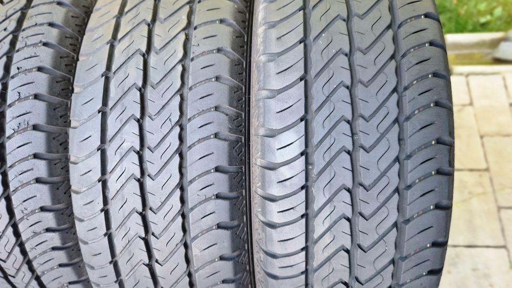 Anvelope vara 215 60 R 17 C Dunlop