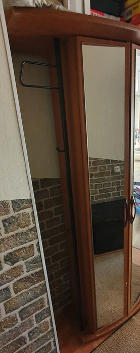 Шкаф для маленькой прихожей