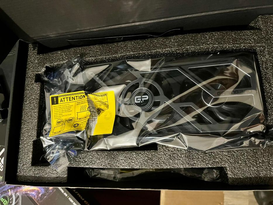 Продам видео карты rtx 3080 новый