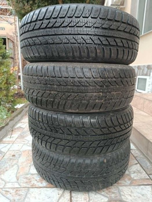 Продавам Зимни гуми