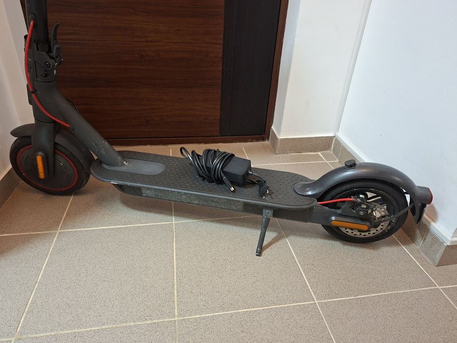 Xiaomi Mi Electric Scooter Pro 2