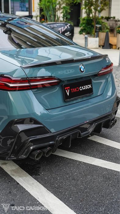 Eleron luneta Prelungire Lip Bara Fata  Spate Praguri  BMW G60 G61