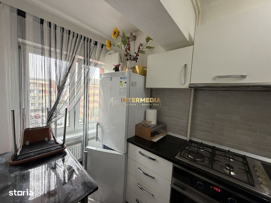 Inchirere Garsoniera 34 mp CETATE Flanco Etaj intermediarr Balcon Parc