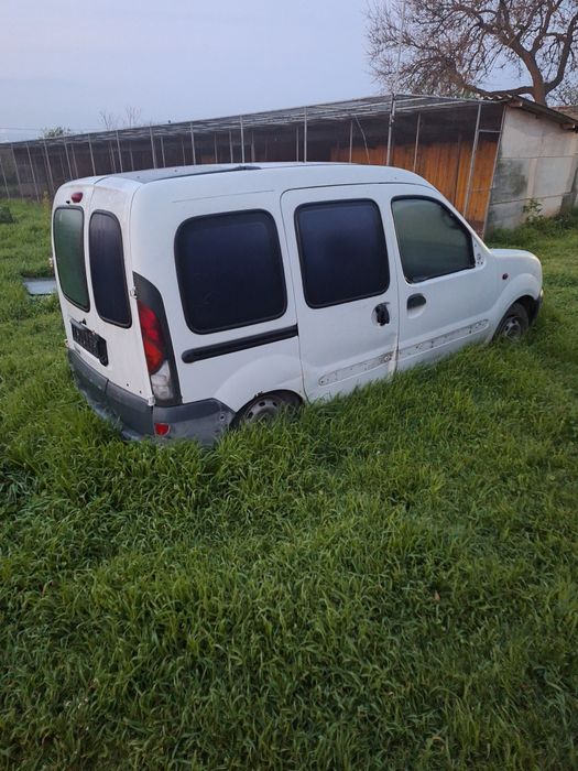 Рено канго на части