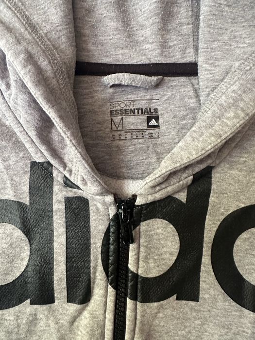 Adidas Essentials
