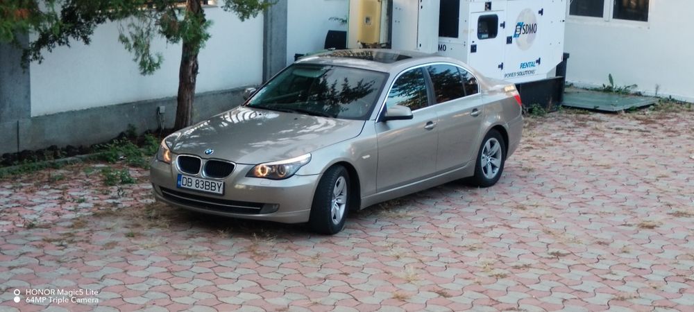 BMW Seria 5 2010 — imagine 2