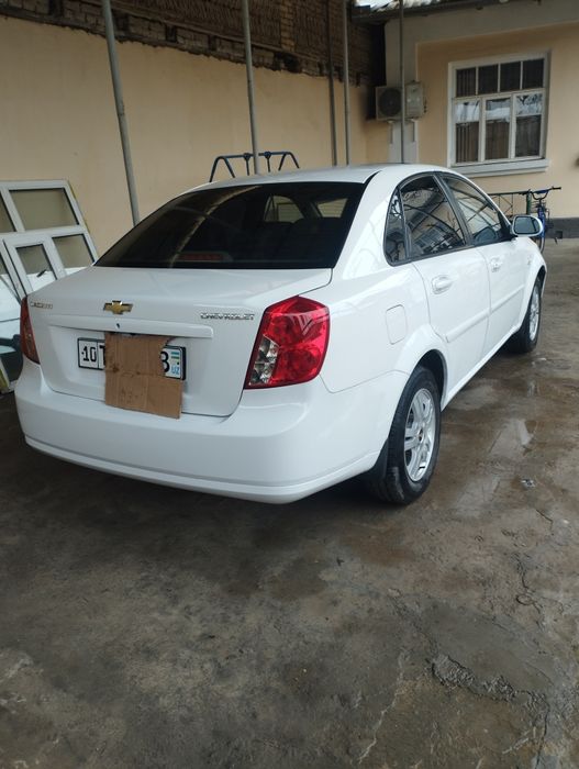 Ласетти 1.8 автомат