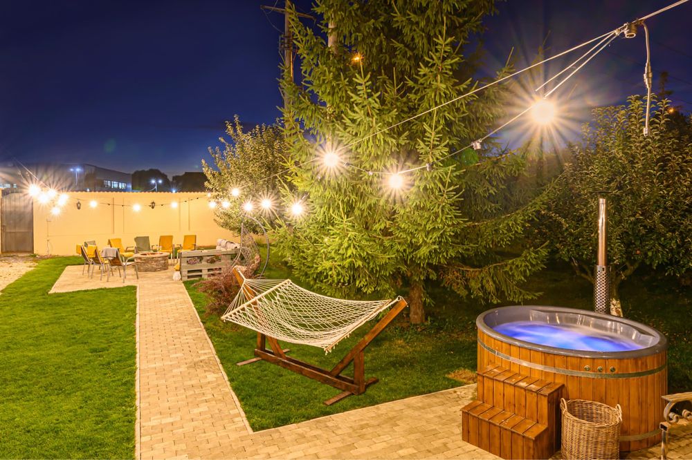 Vilă cu piscină încălzită si ciubăr la Brașov|10 persoane|Orchard Vila