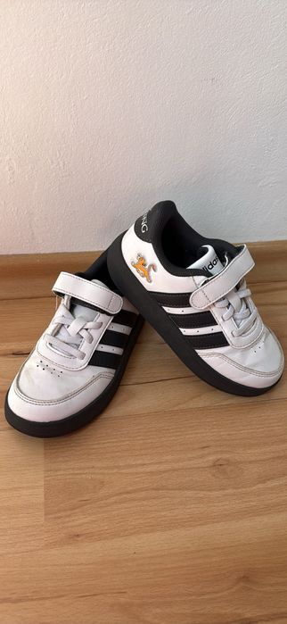 Маратонки Adidas  Skechers Светещи