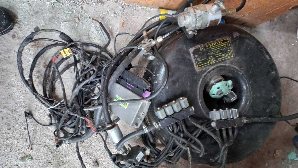 Газов инжекцион 8 цилиндъра