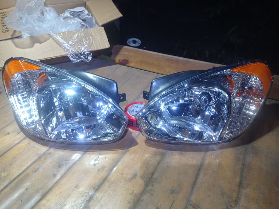 Фары на Hyundai accent 06-2011 хрустальные.