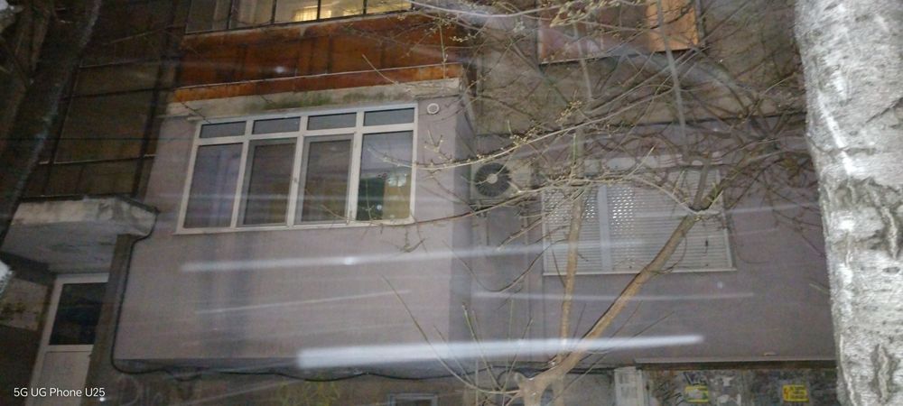 Дава се под наем Едностаен апартамент в Русе, Център - 45 кв.м за 179.52 € - Снимка #3