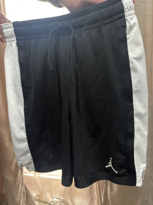 Vand pant jordan scurti L fit M