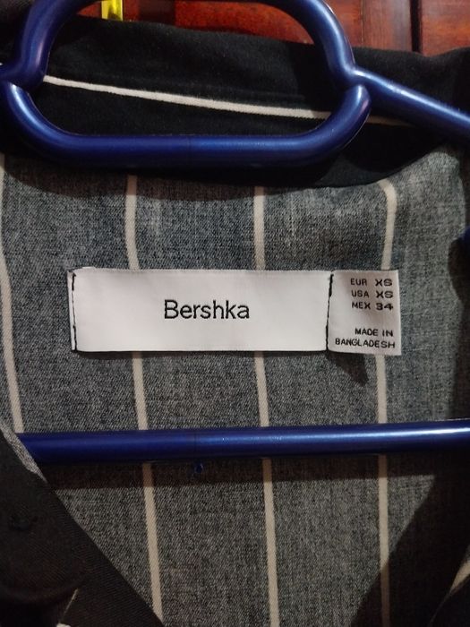 Cămașă Bershka în stare excelentă