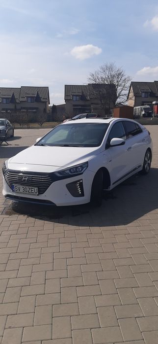 Vând Hyundai ioniq