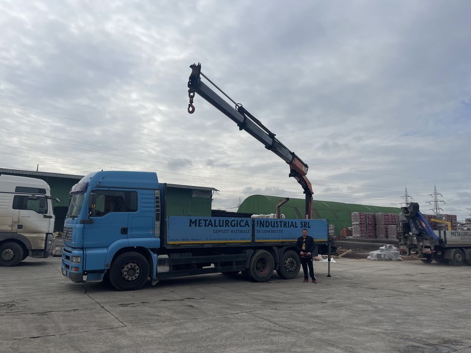 Automaca MAN cu macara Palfinger