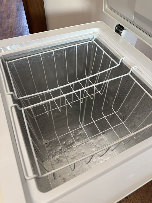 Морозильный ларь Midea AS-129C