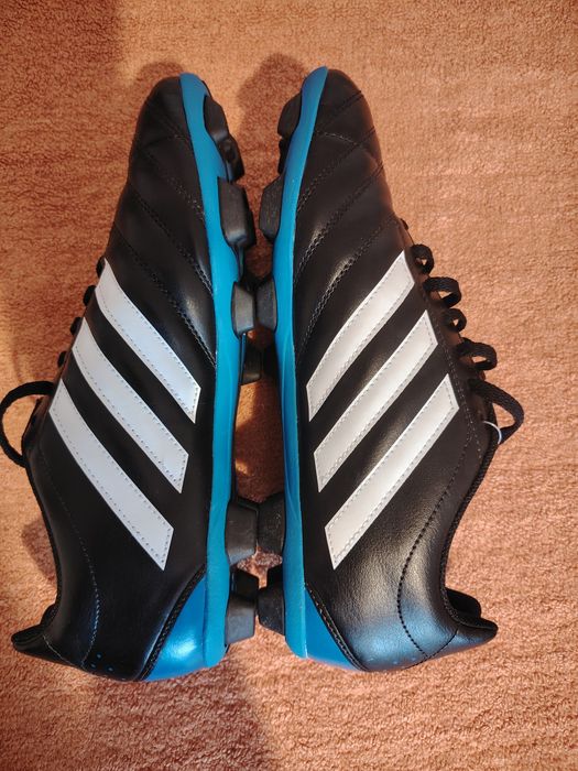 Нови бутонки Adidas Goletto V HG