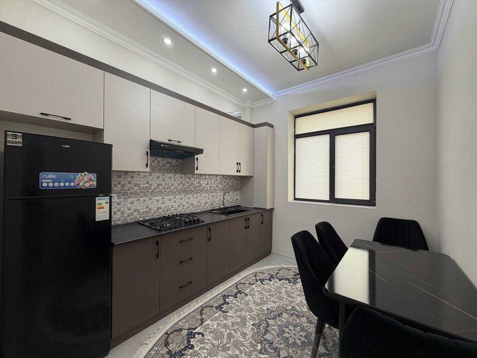 Продаётся 4х комнатная квартира имеется холл ВЫГОДНАЯ ЦЕНА УСПЕЙТЕ