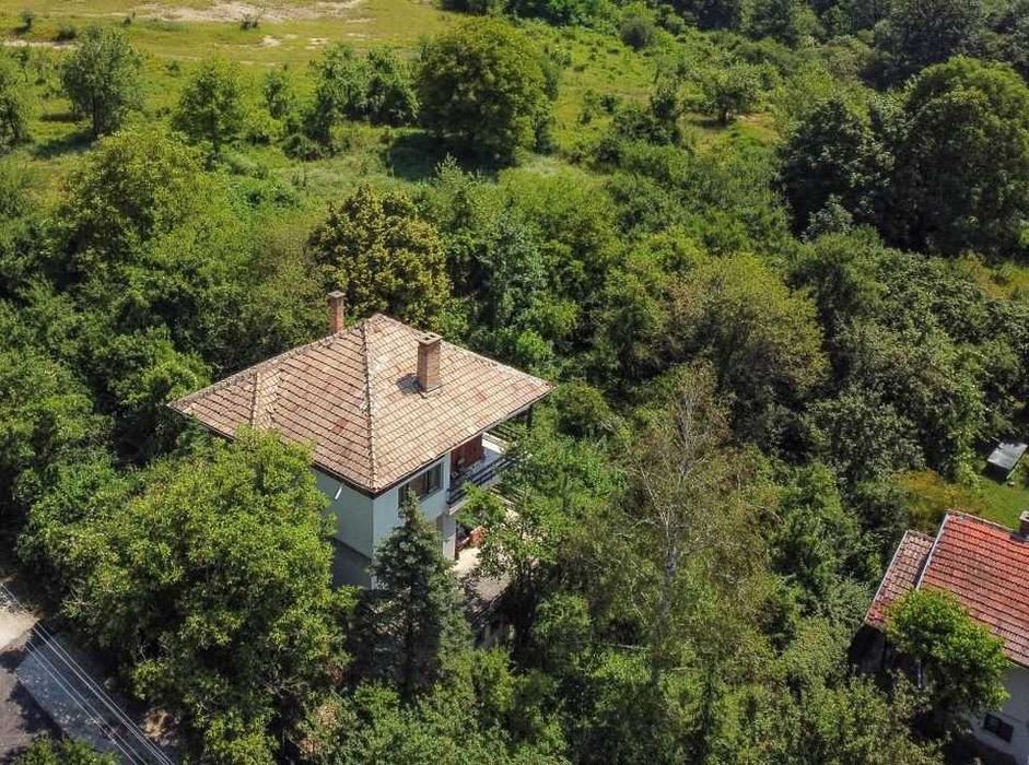 Собственик съм и продавам хубава къща/вила